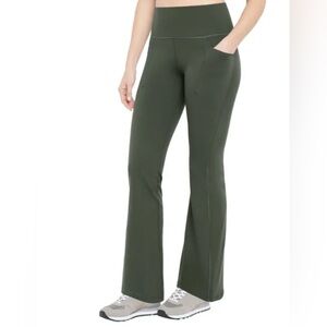 GapFit Flare Leggings – NWOT 🖤